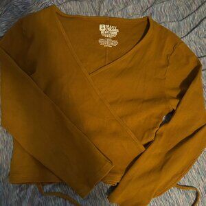 big bud press wrap top | euc | 1x